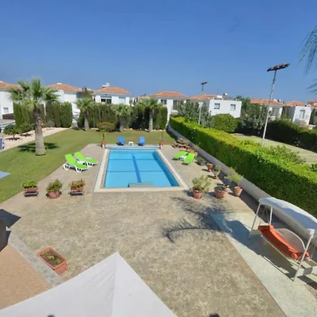 Βίλα Loubna 4 Bed Central *